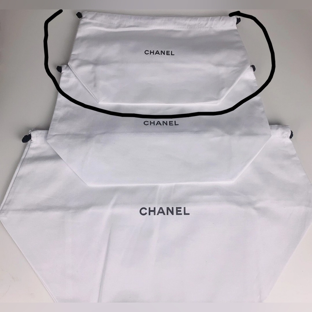 CHANEL Beauty Small Organic Cotton Drawstring Dust Bag | 10"x6"x4" NEW AUTHENTIC - Picture 2 of 7